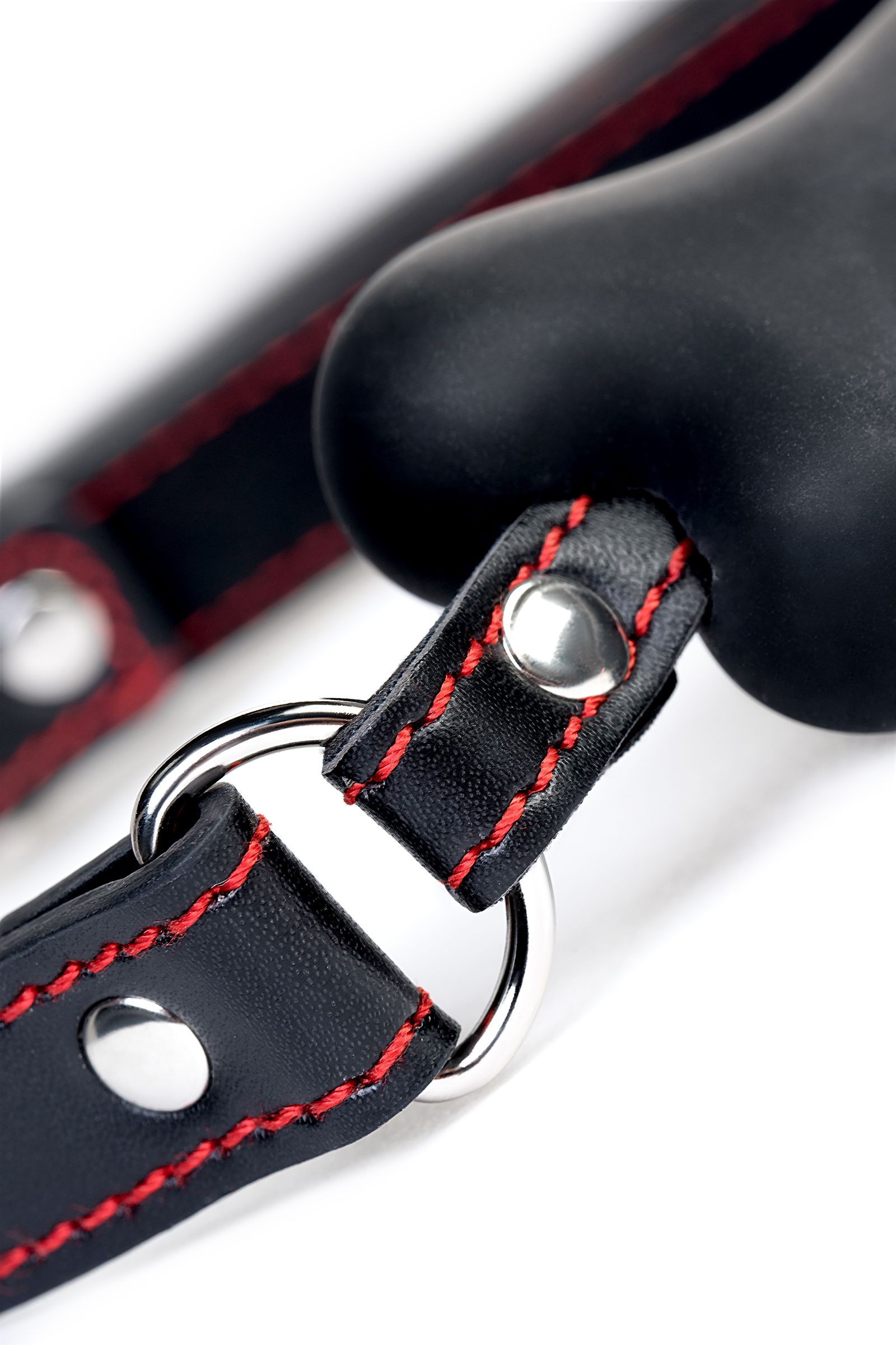 3539 ToyFa Theatre Bone Bit Gag, черный. Кляп-трензель в виде косточки — изображение 5